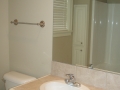 BR2 ensuite bath 3244 E Hearthstone Dr