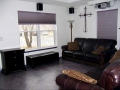 Living room 5521_5523_Roxanne_Pl (2)
